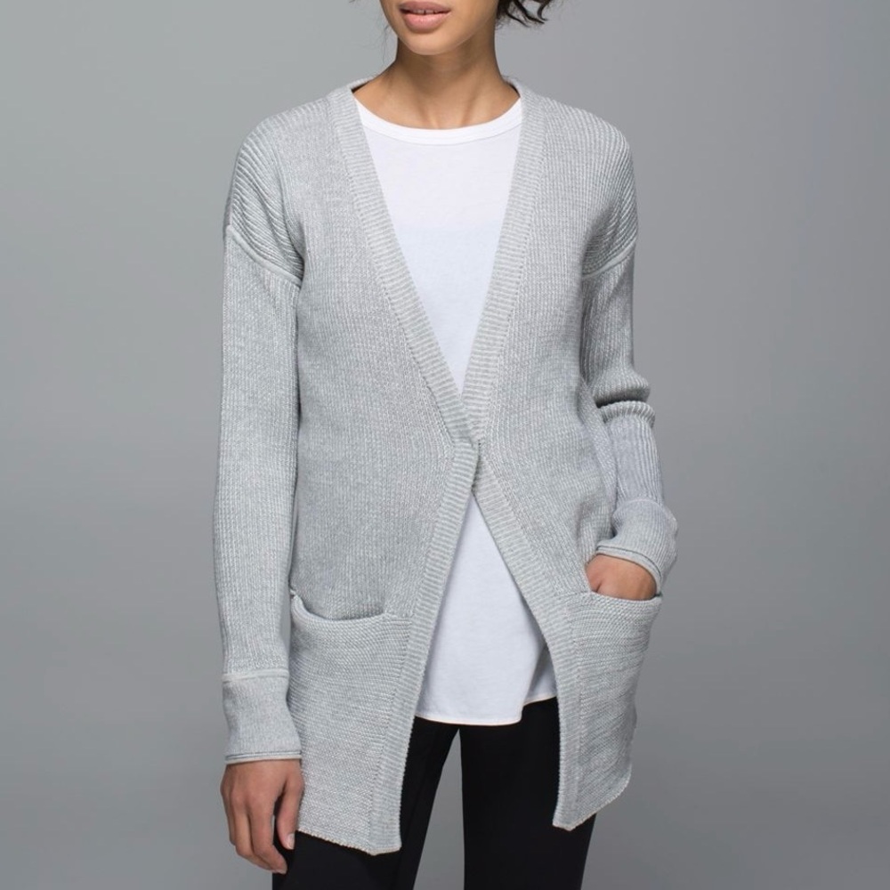 Lululemon We Like to Cardi cardigan sweater. 🩶